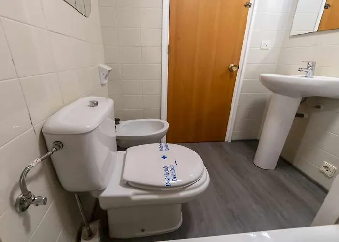 Antillas Piscina Y Terraza Playa Fenals 4pax 아파트 *